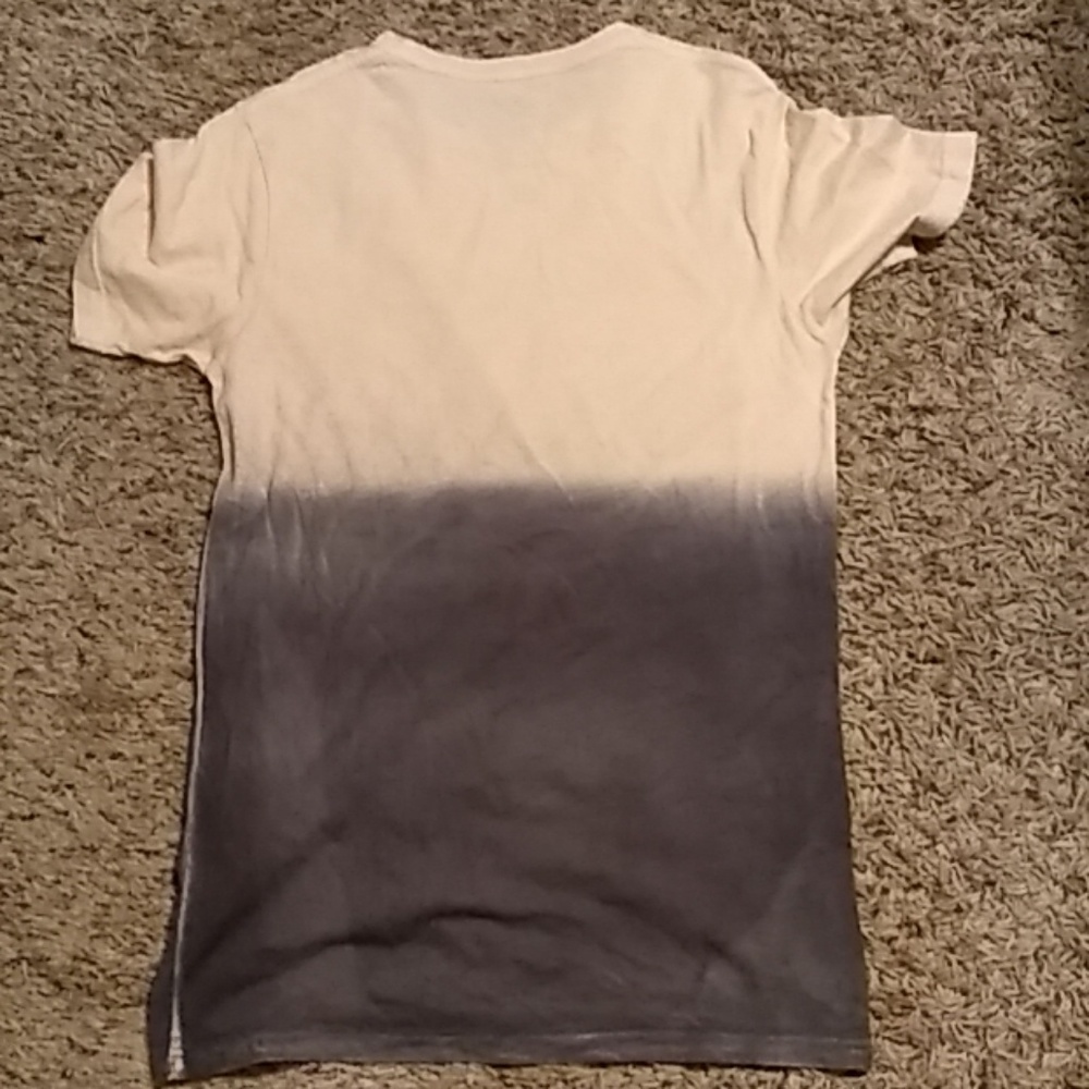 Graphic tee - Picture 6 of 6